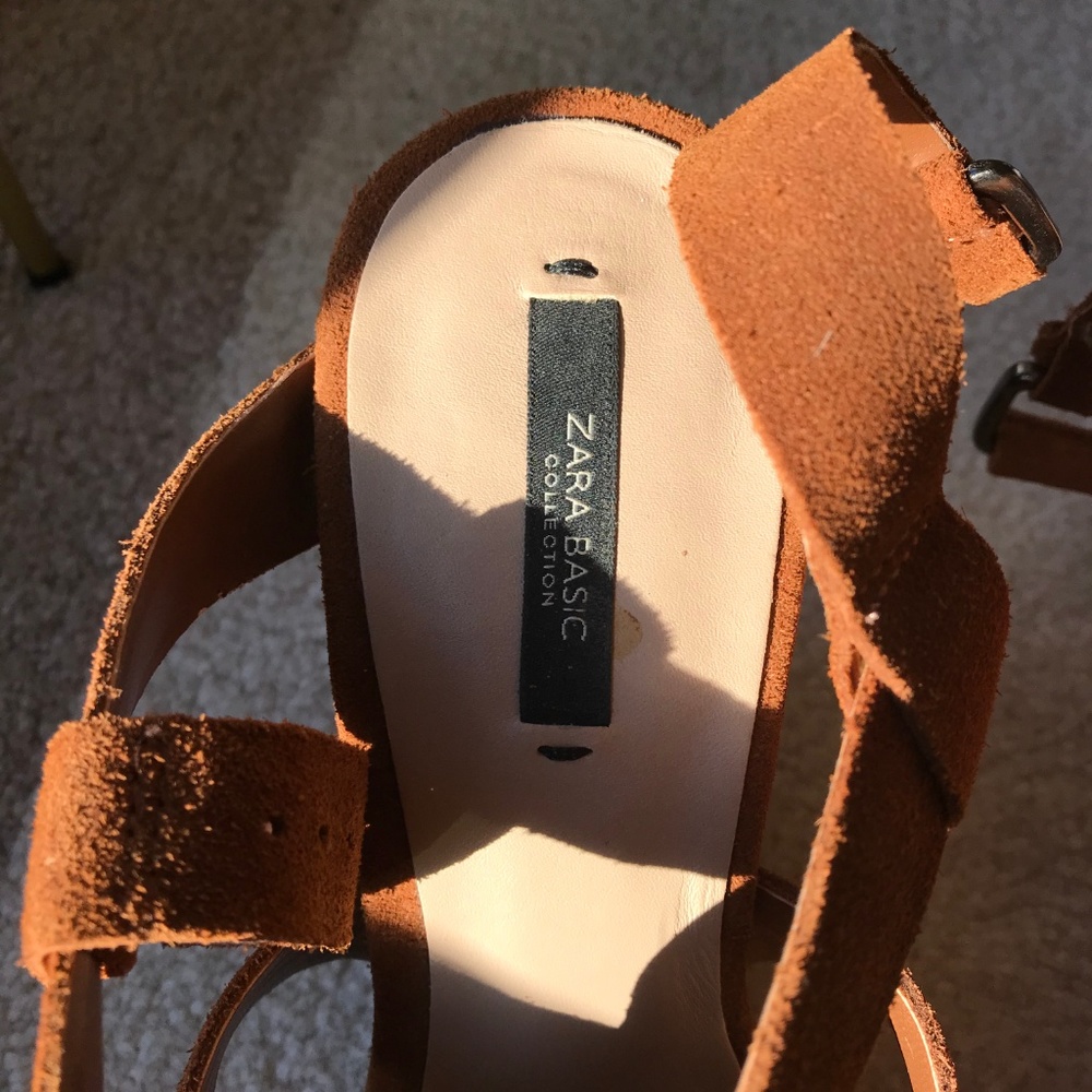 Zara Basic Brown Suede Wedge - Picture 5 of 6